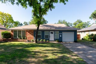 713 Nottingham Drive, Richardson, TX 75080