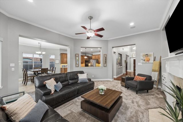 3523 Silvercreek Drive, Manvel, TX 77578