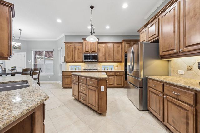 3523 Silvercreek Drive, Manvel, TX 77578