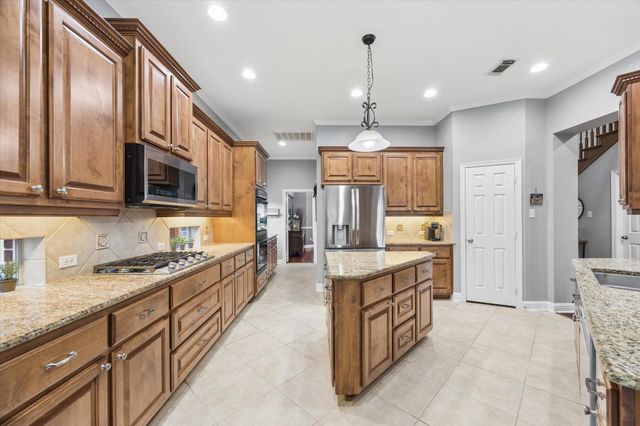3523 Silvercreek Drive, Manvel, TX 77578