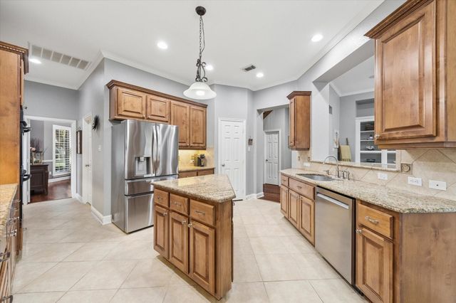 3523 Silvercreek Drive, Manvel, TX 77578