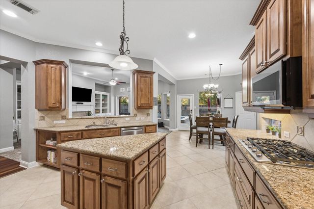 3523 Silvercreek Drive, Manvel, TX 77578