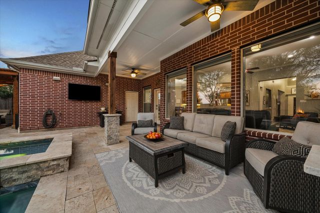 3523 Silvercreek Drive, Manvel, TX 77578