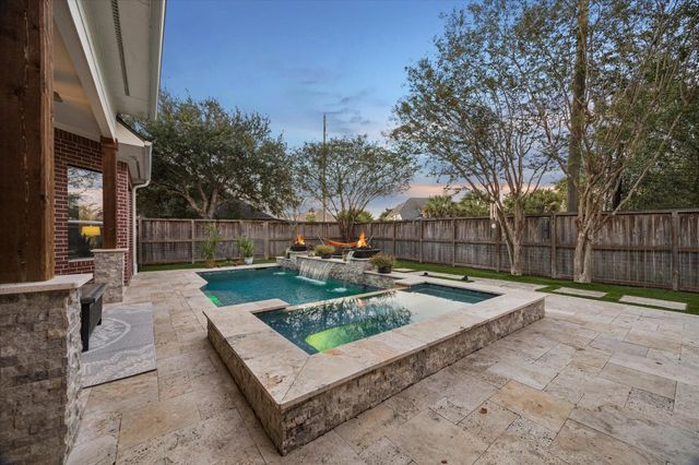 3523 Silvercreek Drive, Manvel, TX 77578