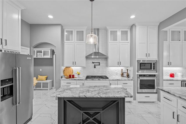 2626 Lannister Lane, Corpus Christi, TX 78415
