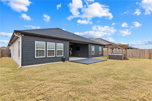 2626 Lannister Lane, Corpus Christi, TX 78415