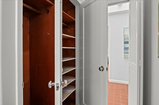 1202 Lillian Ave, San Leandro, CA 94578