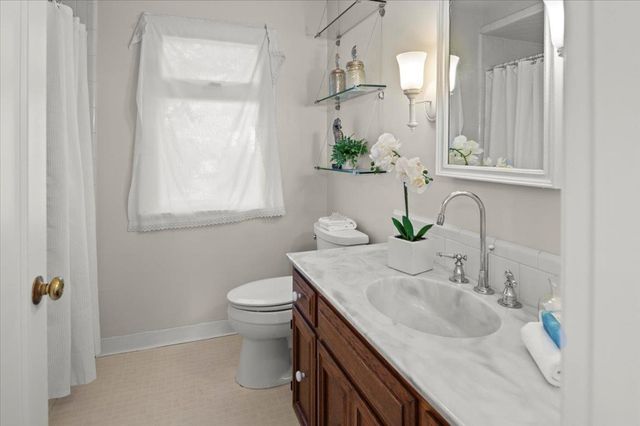 1202 Lillian Ave, San Leandro, CA 94578