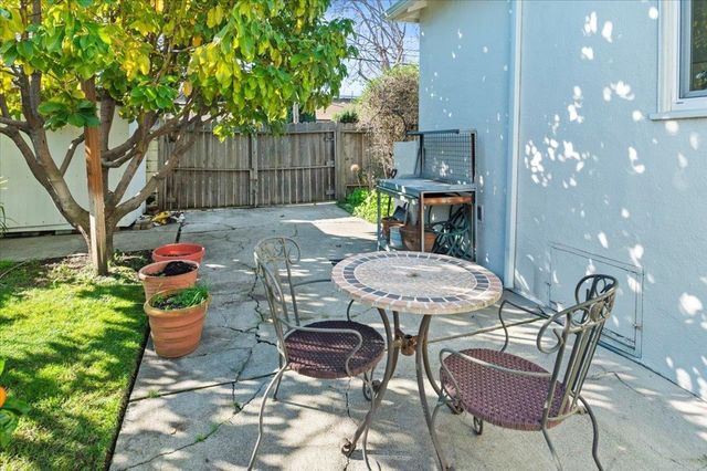 1202 Lillian Ave, San Leandro, CA 94578