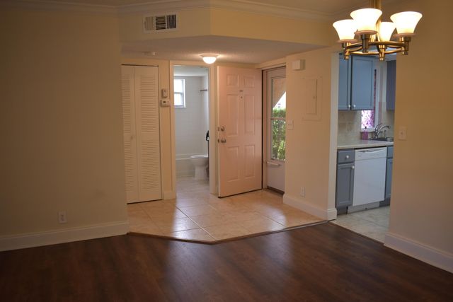 1536 SE Royal Green Circle 104, Port St. Lucie # 104, Port St Lucie, FL 34952