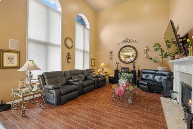 20084 Newcastle Court, Macomb Twp, MI 48044