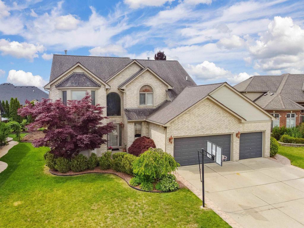 20084 Newcastle Court, Macomb Twp, MI 48044