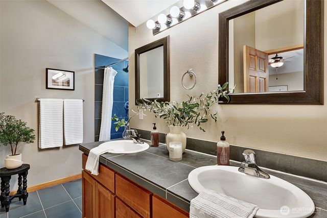 9005 Fremont Avenue N #A, Seattle, WA 98103