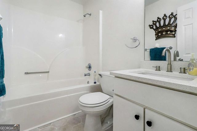 4105 Ravenwood Court 3, Union City, GA 30291