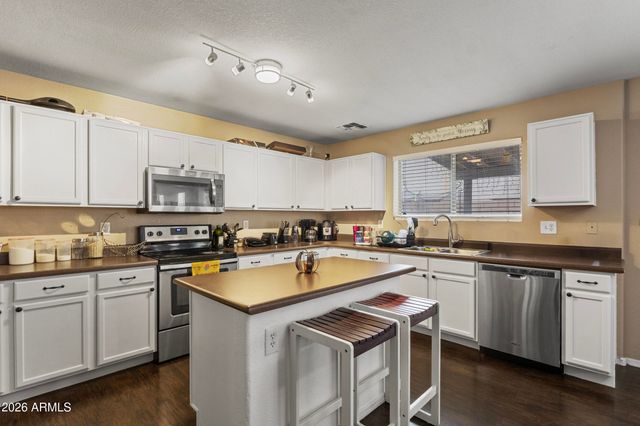 9419 W VIRGINIA Avenue, Phoenix, AZ 85037