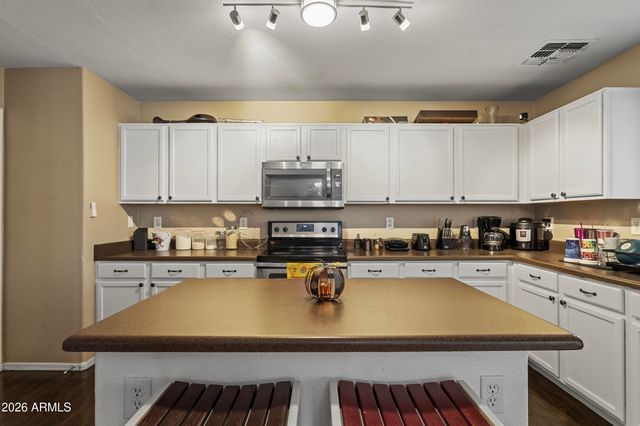 9419 W VIRGINIA Avenue, Phoenix, AZ 85037