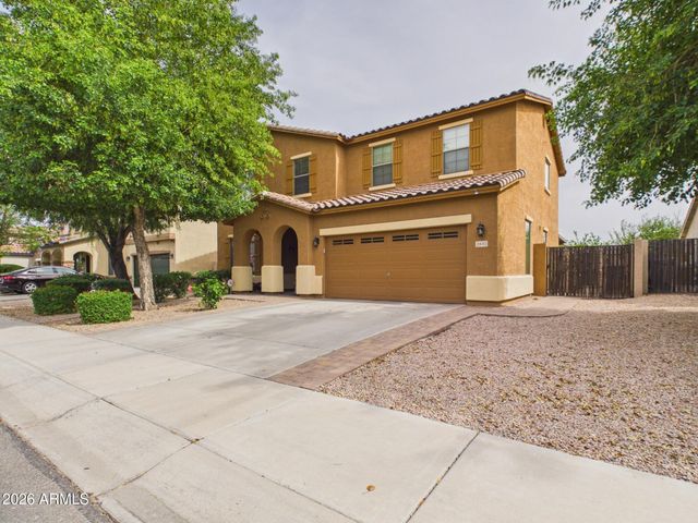 2837 E PALMDALE Lane, Gilbert, AZ 85298