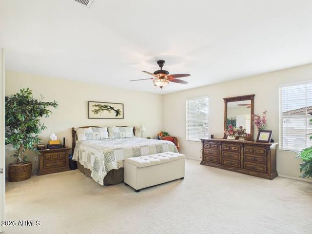 2837 E PALMDALE Lane, Gilbert, AZ 85298