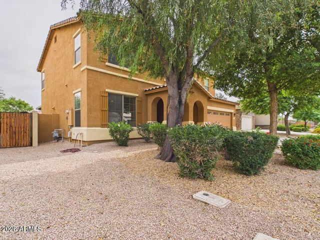 2837 E PALMDALE Lane, Gilbert, AZ 85298