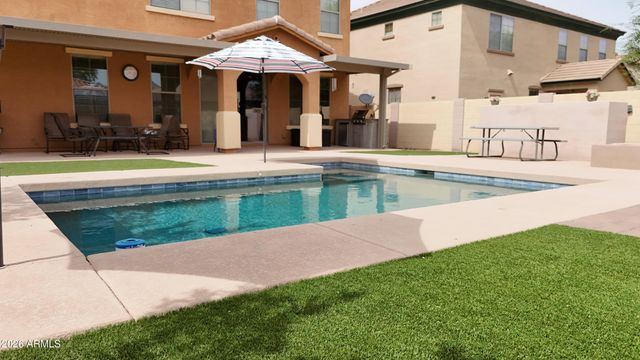 2837 E PALMDALE Lane, Gilbert, AZ 85298