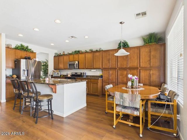 2837 E PALMDALE Lane, Gilbert, AZ 85298