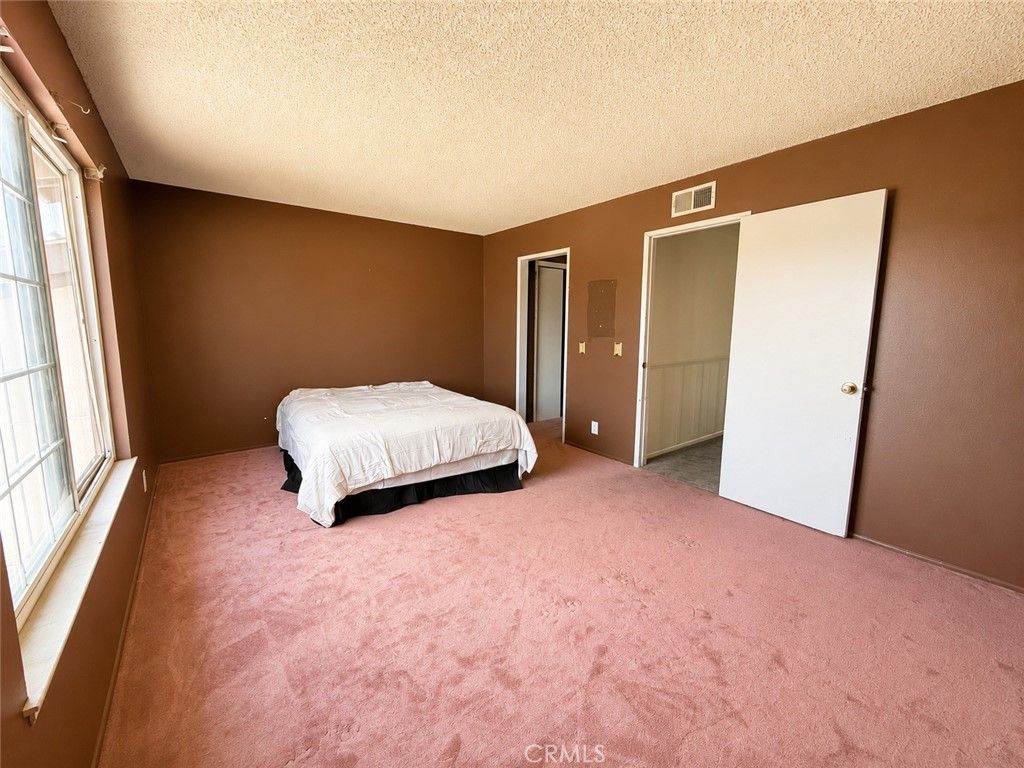 Image 18 of property listing at 548 Vista Rambla, Walnut, CA 91789