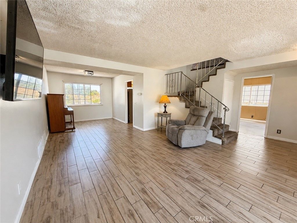 Image 4 of property listing at 548 Vista Rambla, Walnut, CA 91789