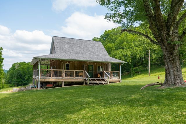 250 Woodard Hollow Ln, Gainesboro, TN 38562