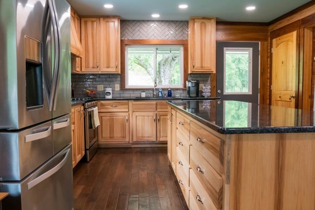 250 Woodard Hollow Ln, Gainesboro, TN 38562