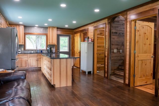 250 Woodard Hollow Ln, Gainesboro, TN 38562