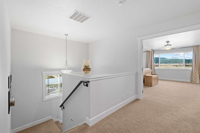 19631 E BUCKEYE Ave, Otis Orchards, WA 99027