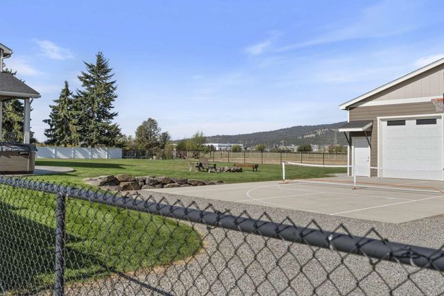 19631 E BUCKEYE Ave, Otis Orchards, WA 99027