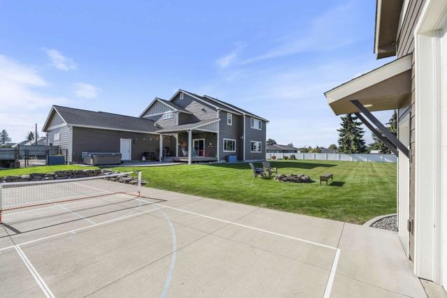 19631 E BUCKEYE Ave, Otis Orchards, WA 99027