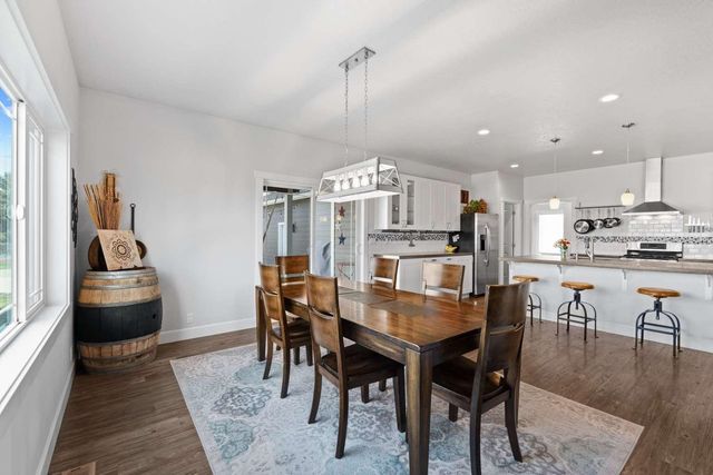 19631 E BUCKEYE Ave, Otis Orchards, WA 99027