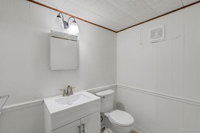 1427 Pearson Street, Fenton, MI 48220