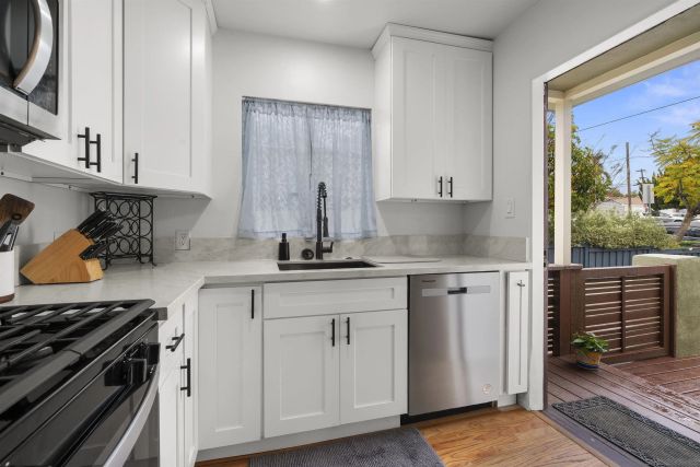 1936 Dale, San Diego, CA 92102
