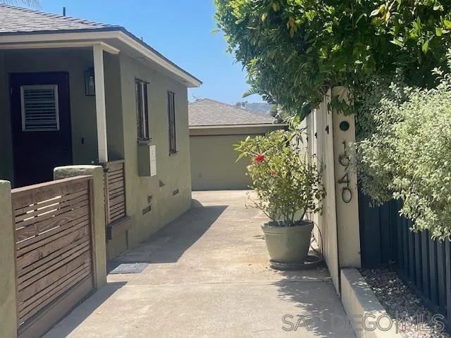 1936 Dale, San Diego, CA 92102