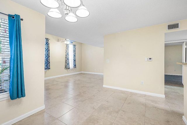 1001 Crystal Way M, Delray Beach, FL 33444