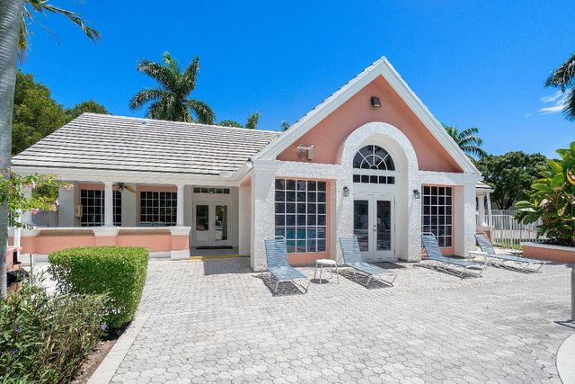 1001 Crystal Way M, Delray Beach, FL 33444