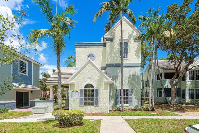 1001 Crystal Way M, Delray Beach, FL 33444