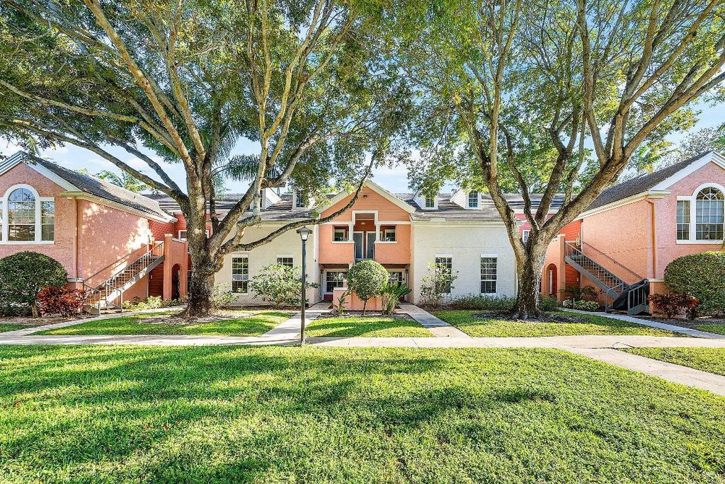 1001 Crystal Way M, Delray Beach, FL 33444