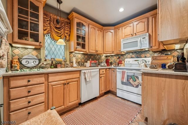 54 Hillside Rd, Sparta Twp., NJ 07871