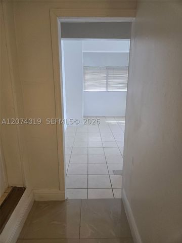 7785 SW 36th St Back, Miami, FL 33155