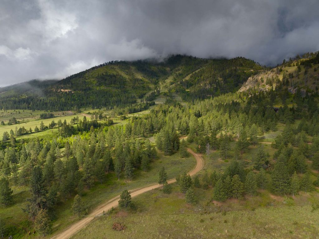 8337 Lamar Trail, Lolo, MT 59847 photo 20