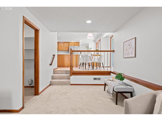2233 Nw 159TH Pl, Beaverton, OR 97006