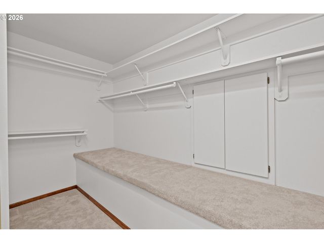 2233 Nw 159TH Pl, Beaverton, OR 97006