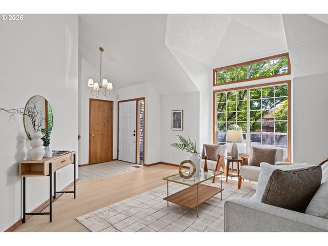 2233 Nw 159TH Pl, Beaverton, OR 97006