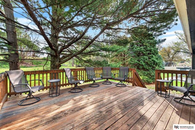 2739 N 127th Street, Omaha, NE 68164