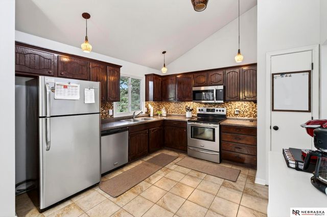 2739 N 127th Street, Omaha, NE 68164