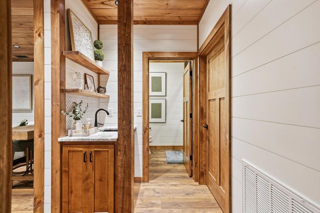 288 Hoot Owl Hill, Morganton, GA 30560